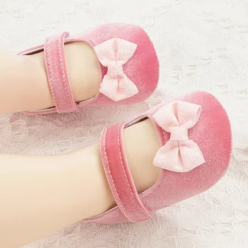 Новая обувь для маленьких девочек, принцесса, розовый цветок, бант, мягкая подошва, противоскользящая обувь для новорожденных